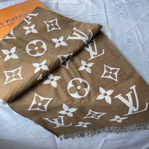 Louis Vuitton Tassel Scarf - Picture 1 of 6